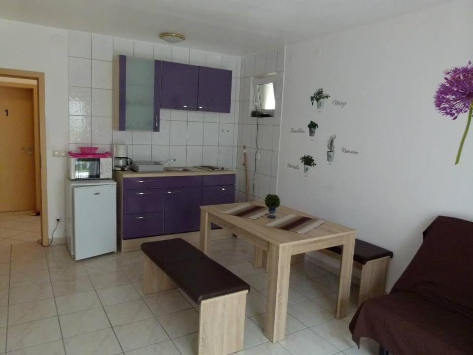 Apartmani Ivanic 维尔 外观 照片