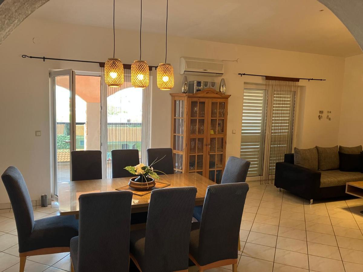 Apartmani Ivanic 维尔 外观 照片